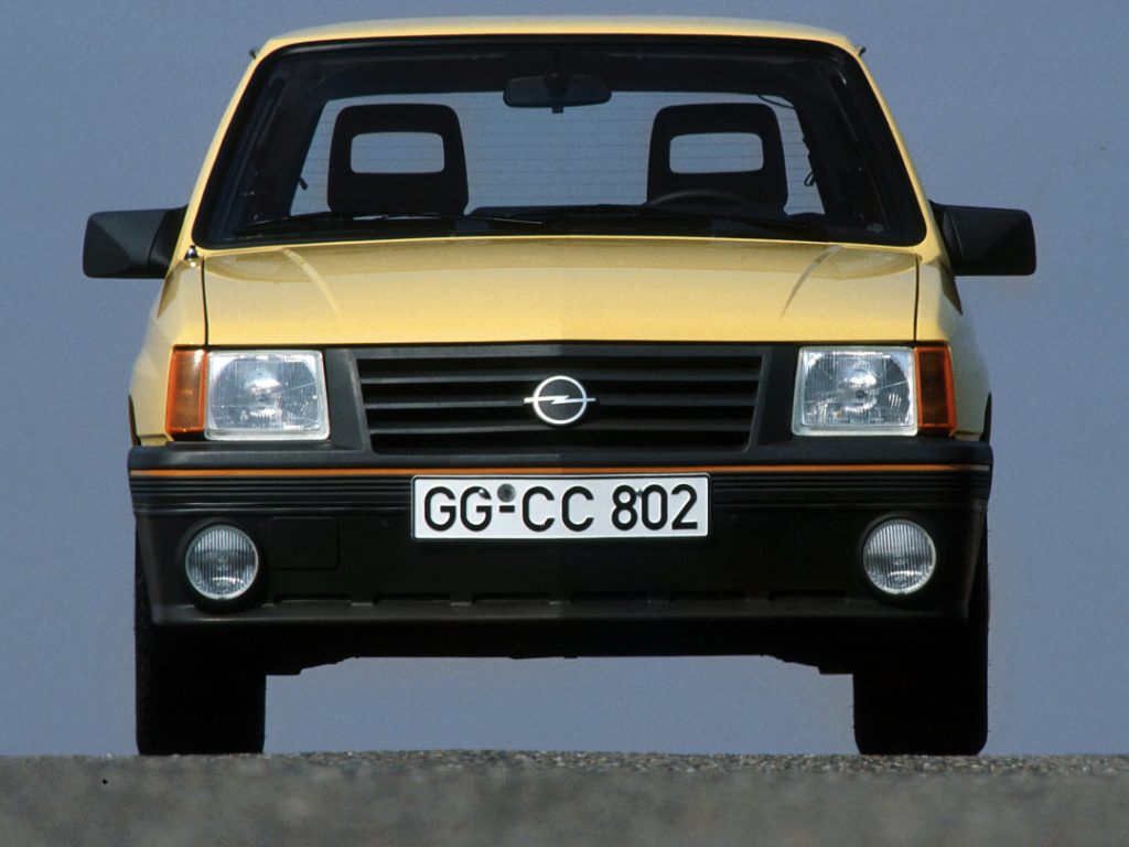 opel corsa a 1.3 gt, opel corsa a gt, corsa a 1.3 gt, opel corsa a deportivo, opel corsa mk1 gt, opel corsa a 1.3 s, opel corsa a carburación, opel corsa años 80, opel corsa a historia, opel corsa a características, opel corsa a ficha técnica, opel corsa a prestaciones, opel corsa a curiosidades, opel corsa a sonido motor, opel corsa a interior, opel corsa a exterior, opel corsa a restauración, opel corsa a mantenimiento, opel corsa a fiabilidad, opel corsa a coleccionistas, opel corsa a clásico moderno, historia del opel corsa a, evolución del opel corsa deportivo, diferencias entre corsa a gt y gsi, opel corsa a frente al fiat uno 70sx, opel corsa a vs ford fiesta mk2, por qué el opel corsa a es un coche de culto, curiosidades del opel corsa a, coches alemanes deportivos, coches de los 80, utilitarios deportivos clásicos, hot hatch clásico, coches icónicos de opel, opel motorsport, coches de culto, coches con alma, compactos deportivos clásicos