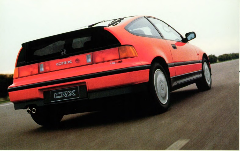 honda cr-x, honda crx, honda cr-x ed9, honda crx segunda generación, honda cr-x 1.6i 16v, crx ed9, honda crx dohc, honda cr-x 130cv, honda cr-x deportivo, honda cr-x historia, honda cr-x características, honda cr-x ficha técnica, honda cr-x prestaciones, honda cr-x curiosidades, honda cr-x sonido motor, honda cr-x interior, honda cr-x exterior, honda cr-x coleccionistas, honda cr-x clásico moderno, honda cr-x mantenimiento, honda cr-x fiabilidad, honda cr-x dohc zc, motor zc 1.6, diferencias entre crx ed9 y ee8, honda cr-x frente al peugeot 106 rallye, honda cr-x vs toyota mr2, historia del honda cr-x ed9, evolución del honda cr-x, por qué el honda cr-x es un coche de culto, curiosidades del honda cr-x, coches japoneses deportivos, coches de los 80, coches de los 90, deportivos atmosféricos, hatchback deportivo, coupé compacto, coches icónicos de honda, coches de culto, coches con alma, honda motorsport, vtec era previa