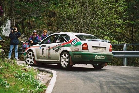 skoda octavia kit car, octavia kit car, skoda octavia f2 kit car, skoda octavia rally, skoda motorsport, skoda kit car rally, skoda octavia competición, skoda octavia f2, skoda octavia kit car historia, skoda octavia kit car características, skoda octavia kit car ficha técnica, skoda octavia kit car prestaciones, skoda octavia kit car curiosidades, skoda octavia kit car sonido motor, skoda octavia kit car interior, skoda octavia kit car exterior, skoda octavia kit car mantenimiento, skoda octavia kit car fiabilidad, skoda octavia kit car coleccionistas, skoda octavia kit car clásico moderno, historia del skoda octavia kit car, evolución del skoda en rally, skoda octavia kit car f2, skoda octavia kit car frente al peugeot 306 maxi, skoda octavia kit car vs seat ibiza kit car, por qué el skoda octavia kit car es un coche de culto, curiosidades del skoda octavia kit car, coches de rally, coches de competición, rally f2 kit car, coches de los 90, coches icónicos de skoda, coches de culto, coches con alma, skoda rally historia