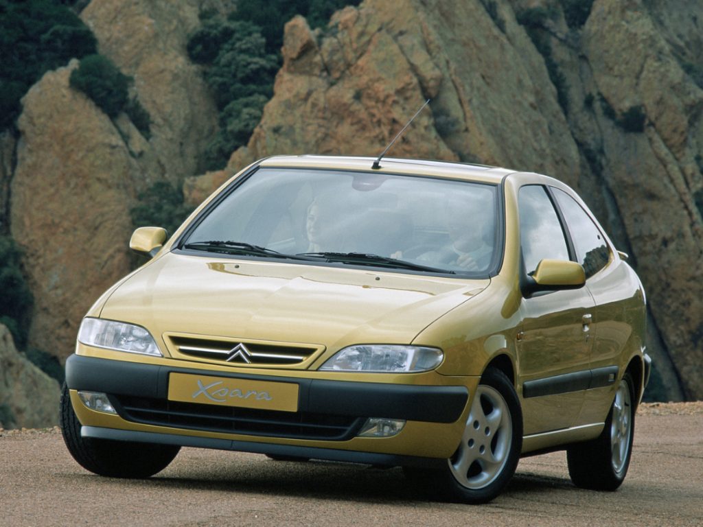 citroën xsara vts, citroen xsara vts 16v, xsara vts 2.0, citroën xsara deportivo, xsara vts 167cv, citroën sport, citroën xsara vts historia, citroën xsara vts características, citroën xsara vts ficha técnica, citroën xsara vts prestaciones, citroën xsara vts curiosidades, citroën xsara vts sonido motor, citroën xsara vts interior, citroën xsara vts exterior, citroën xsara vts mantenimiento, citroën xsara vts fiabilidad, citroën xsara vts coleccionistas, citroën xsara vts clásico moderno, diferencias entre xsara vts y xsara 1.8 16v, citroën xsara vts frente al clio rs, citroën xsara vts vs focus st170, historia del citroën xsara vts, evolución del citroën xsara deportivo, por qué el citroën xsara vts es un coche de culto, curiosidades del citroën xsara vts, coches franceses deportivos, coches de los 2000, hot hatch, hatchback deportivo, coches icónicos de citroën, grupo psa, peugeot citroën sport, coches de culto, coches con alma, compactos deportivos clásicos, motor ew10j4
