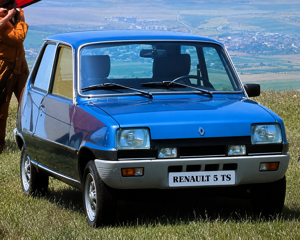 renault 5 ts, r5 ts, renault 5 deportivo, renault 5 clásico, renault 5 ts historia, renault 5 ts características, renault 5 ts ficha técnica, renault 5 ts prestaciones, renault 5 ts curiosidades, renault 5 ts sonido motor, renault 5 ts interior, renault 5 ts exterior, renault 5 ts restauración, renault 5 ts mantenimiento, renault 5 ts fiabilidad, renault 5 ts coleccionistas, renault 5 ts clásico moderno, historia del renault 5 ts, evolución del renault 5 deportivo, diferencias entre renault 5 ts y alpine, renault 5 ts frente al seat fura crono, renault 5 ts vs ford fiesta xr2, por qué el renault 5 ts es un coche de culto, curiosidades del renault 5 ts, coches franceses clásicos, coches de los 70, coches de los 80, utilitarios deportivos clásicos, hatchback clásico, coches icónicos de renault, coches de culto, coches con alma, compactos deportivos clásicos