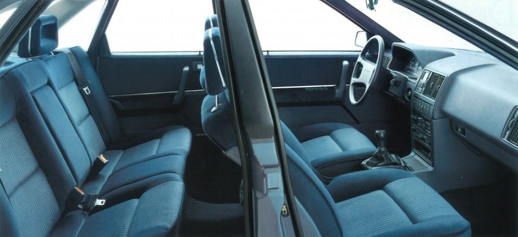 audi 200 turbo, audi 200 5t, audi 200 turbo quattro, audi 200 c3 turbo, audi 200 deportivo, audi 200 2.2 turbo, audi 5 cilindros turbo, audi turbo clásico, audi 200 años 80, audi 200 turbo historia, audi 200 turbo características, audi 200 turbo ficha técnica, audi 200 turbo prestaciones, audi 200 turbo curiosidades, audi 200 turbo sonido motor, audi 200 turbo interior, audi 200 turbo exterior, audi 200 turbo mantenimiento, audi 200 turbo fiabilidad, audi 200 turbo restauración, audi 200 turbo coleccionistas, audi 200 turbo clásico moderno, historia del audi 200 turbo, evolución del audi 200, diferencias entre audi 200 turbo y audi 100, audi 200 turbo frente al bmw 535i e28, audi 200 turbo vs mercedes 300e w124, por qué el audi 200 turbo es un coche de culto, curiosidades del audi 200 turbo, berlinas deportivas alemanas, coches alemanes deportivos, coches de los 80, coches de los 90, turbo 5 cilindros audi, tracción quattro, coches icónicos de audi, coches de culto, coches con alma, audi quattro clásico, berlinas deportivas clásicas