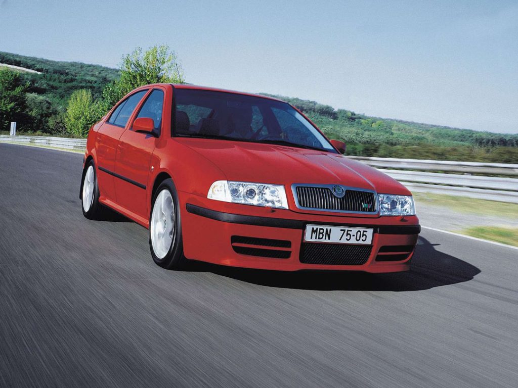 skoda octavia rs mk1, octavia rs mk1, skoda octavia rs, skoda octavia vrs, octavia rs 1.8t, skoda octavia deportivo, skoda rs historia, skoda octavia rs 2001, skoda octavia rs turbo, skoda octavia rs características, skoda octavia rs ficha técnica, skoda octavia rs prestaciones, skoda octavia rs curiosidades, skoda octavia rs sonido motor, skoda octavia rs interior, skoda octavia rs exterior, skoda octavia rs mantenimiento, skoda octavia rs fiabilidad, skoda octavia rs coleccionistas, skoda octavia rs clásico moderno, historia del skoda octavia rs mk1, evolución del skoda rs, diferencias entre octavia rs y octavia 4x4, skoda octavia rs frente al golf gti mk4, skoda octavia rs vs seat leon cupra mk1, por qué el skoda octavia rs mk1 es un coche de culto, curiosidades del skoda octavia rs, berlinas deportivas de los 2000, coches europeos deportivos, coches de los 2000, turbo 1.8t grupo vag, coches icónicos de skoda, coches de culto, coches con alma, compactos deportivos clásicos
