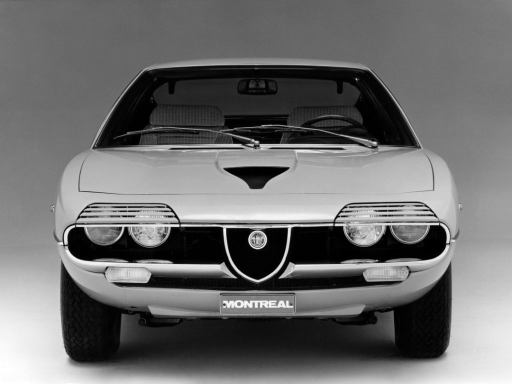 alfa romeo montreal, montreal alfa romeo, alfa montreal v8, alfa romeo montreal clásico, alfa romeo montreal bertone, alfa romeo deportivo clásico, alfa romeo v8 clásico, alfa romeo montreal historia, alfa romeo montreal características, alfa romeo montreal ficha técnica, alfa romeo montreal prestaciones, alfa romeo montreal curiosidades, alfa romeo montreal sonido motor, alfa romeo montreal interior, alfa romeo montreal exterior, alfa romeo montreal restauración, alfa romeo montreal mantenimiento, alfa romeo montreal fiabilidad, alfa romeo montreal coleccionistas, alfa romeo montreal clásico moderno, historia del alfa romeo montreal, evolución del alfa romeo montreal, diseño bertone alfa romeo, alfa romeo montreal frente al ferrari 308 gtb, por qué el alfa romeo montreal es un coche de culto, curiosidades del alfa romeo montreal, coches italianos deportivos, coches de los 70, gran turismo italiano clásico, v8 atmosférico clásico, coches icónicos de alfa romeo, coches de culto, coches con alma, alfa romeo motorsport, coupé italiano clásico, deportivos clásicos italianos