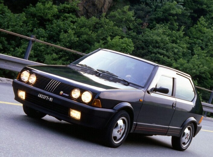 fiat ritmo abarth 130 tc, fiat ritmo 130 tc, ritmo abarth, fiat ritmo deportivo, fiat abarth, fiat ritmo 2.0, fiat ritmo 130 tc historia, fiat ritmo 130 tc características, fiat ritmo 130 tc ficha técnica, fiat ritmo 130 tc prestaciones, fiat ritmo 130 tc curiosidades, fiat ritmo 130 tc sonido motor, fiat ritmo 130 tc interior, fiat ritmo 130 tc exterior, fiat ritmo 130 tc restauración, fiat ritmo 130 tc mantenimiento, fiat ritmo 130 tc fiabilidad, fiat ritmo 130 tc coleccionistas, fiat ritmo 130 tc clásico moderno, historia del fiat ritmo abarth 130 tc, evolución del fiat ritmo abarth, diferencias entre ritmo 125 tc y 130 tc, fiat ritmo 130 tc frente al volkswagen golf gti mk1, por qué el fiat ritmo 130 tc es un coche de culto, curiosidades del fiat ritmo 130 tc, coches italianos deportivos, coches de los 80, hot hatch clásico, hatchback deportivo, coches icónicos de fiat, coches de culto, coches con alma, abarth clásico, compactos deportivos clásicos