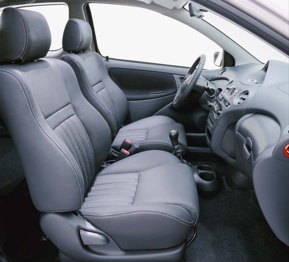 toyota yaris t-sport, yaris t-sport, toyota yaris deportivo, yaris 1.5 t-sport, yaris ts 1.5 vvti, toyota yaris ts, yaris t-sport 106cv, toyota yaris 2001 t-sport, toyota yaris fase 1 t-sport, toyota yaris fase 2 t-sport, toyota yaris t-sport historia, toyota yaris t-sport características, toyota yaris t-sport ficha técnica, toyota yaris t-sport prestaciones, toyota yaris t-sport curiosidades, toyota yaris t-sport sonido motor, toyota yaris t-sport interior, toyota yaris t-sport exterior, toyota yaris t-sport mantenimiento, toyota yaris t-sport fiabilidad, toyota yaris t-sport coleccionistas, diferencias entre yaris t-sport fase 1 y fase 2, yaris t-sport frente al saxo vts, yaris t-sport vs clio sport, historia del toyota yaris t-sport, evolución del toyota yaris deportivo, por qué el toyota yaris t-sport es un coche de culto, curiosidades del yaris t-sport, coches japoneses deportivos, coches de los 2000, hot hatch japonés, hatchback deportivo, coches icónicos de toyota, vvti 1.5, toyota sport, coches de culto, coches con alma